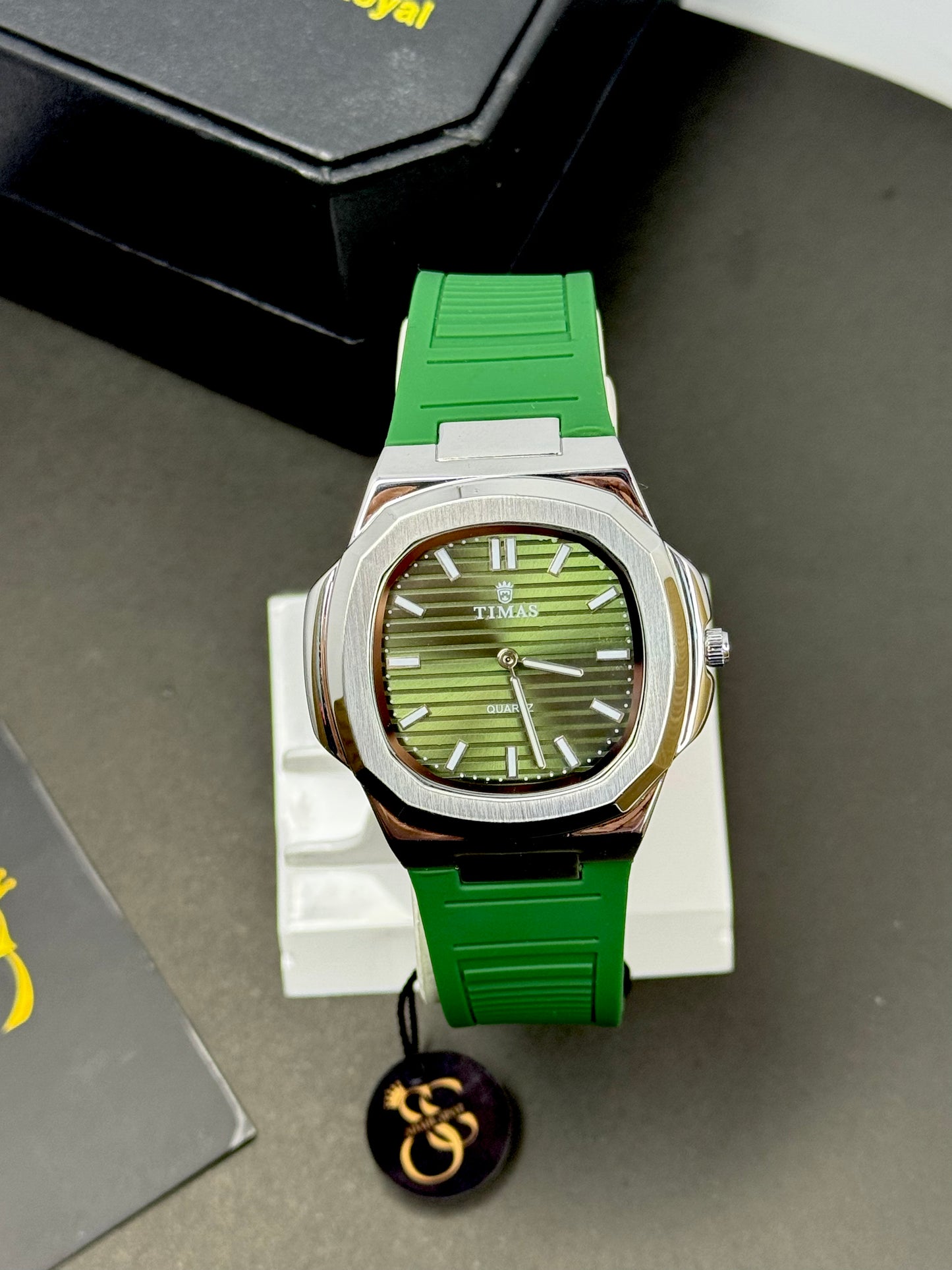 Timas  Quartz Rubber Strap with Magnetic Lock