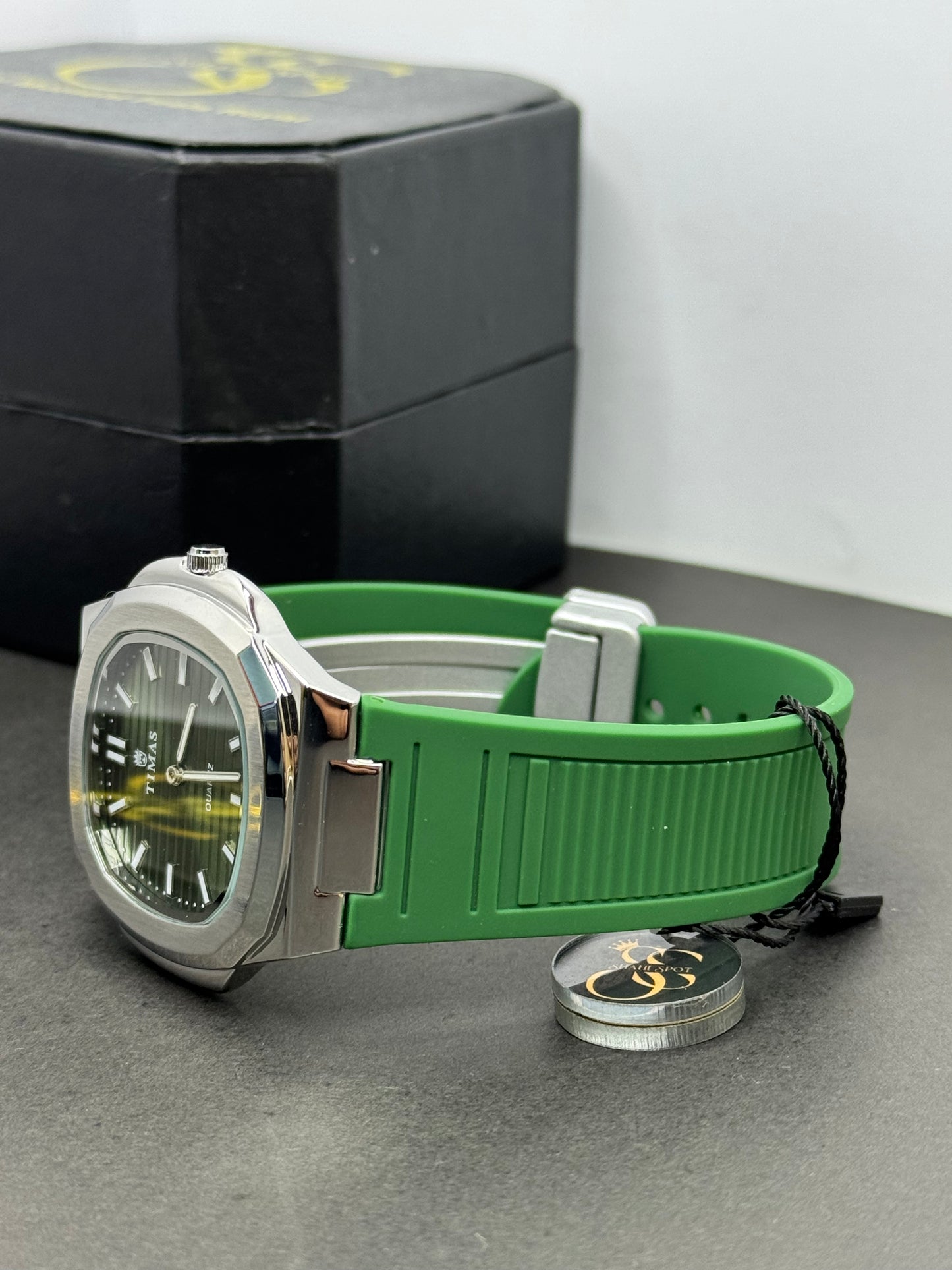 Timas  Quartz Rubber Strap with Magnetic Lock