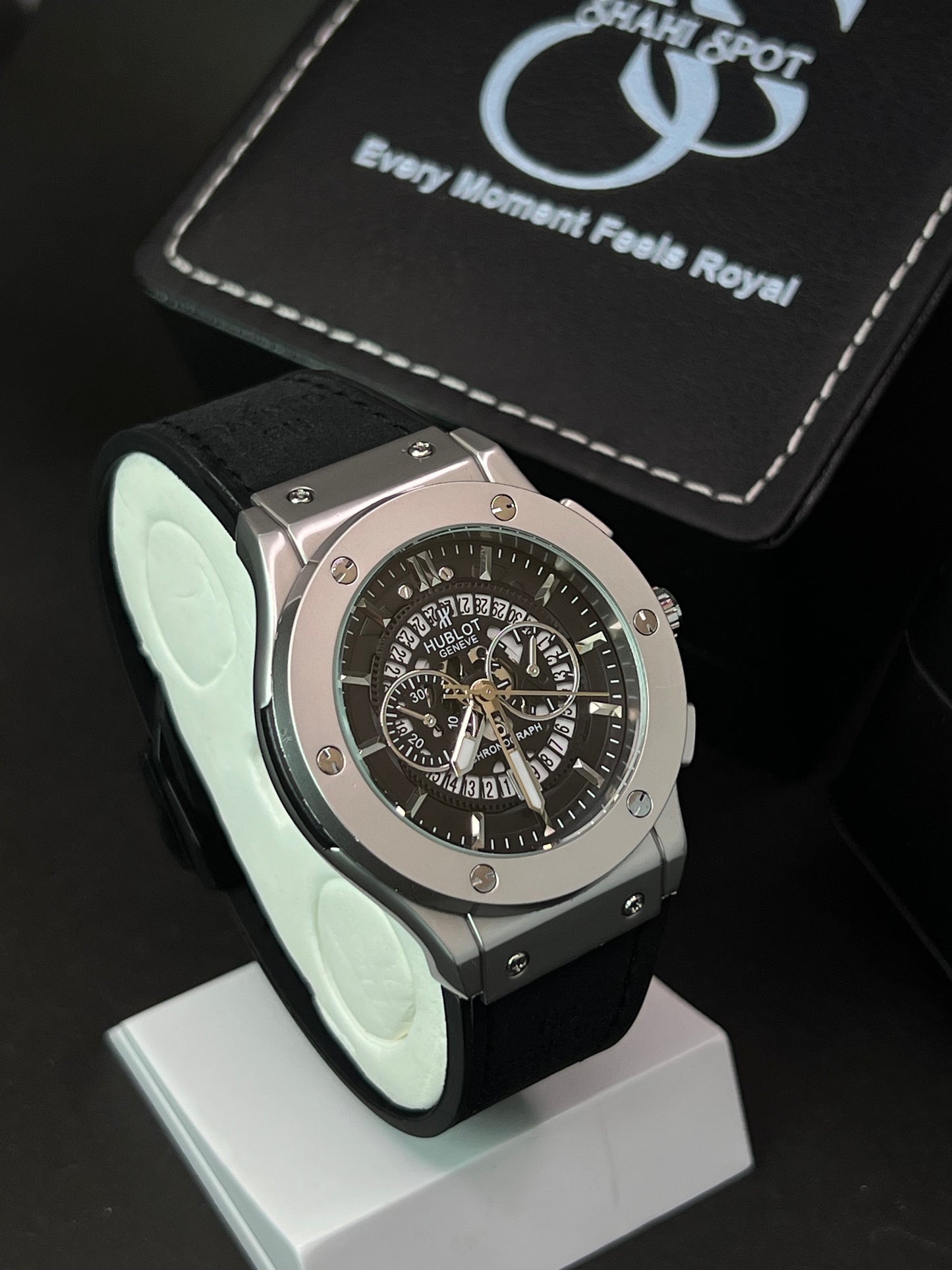 HUBLOT Classic Fusion Wrist Watch For Men