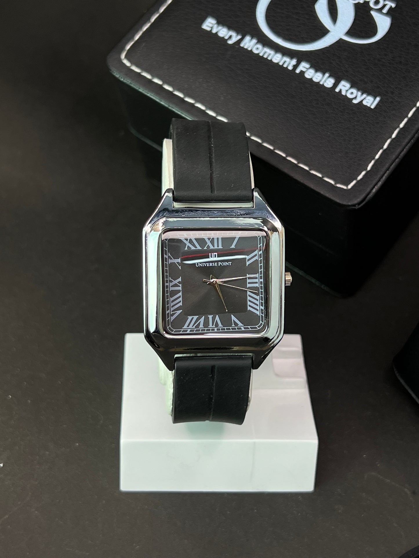 Universal Point Tank Watch